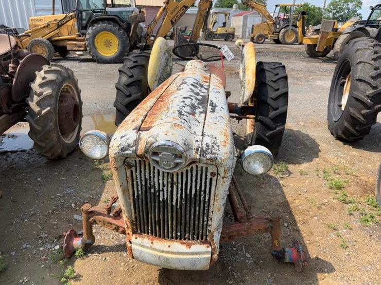 ford-851-image-4