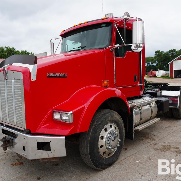 2010 KENWORTH T800
