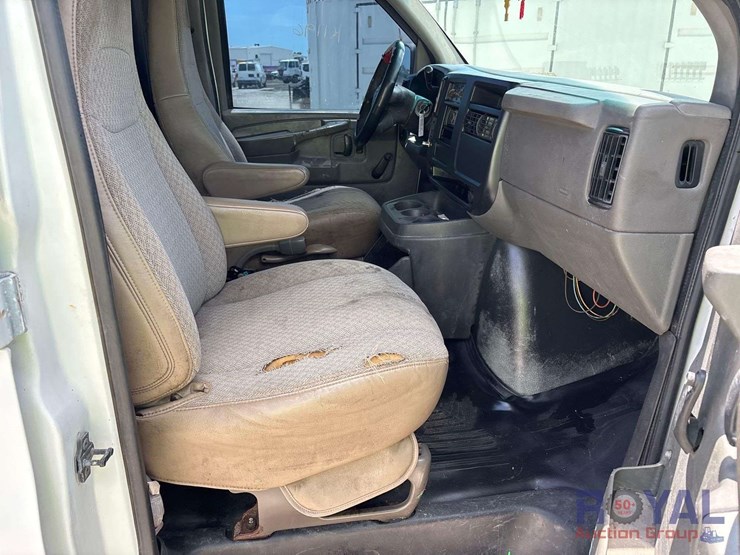 2003-chevrolet-express-1500-image-20