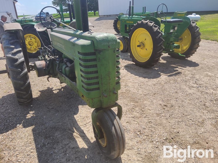 1944-john-deere-b-image-2