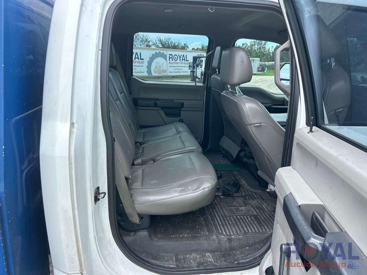 2017-ford-f450-image-32