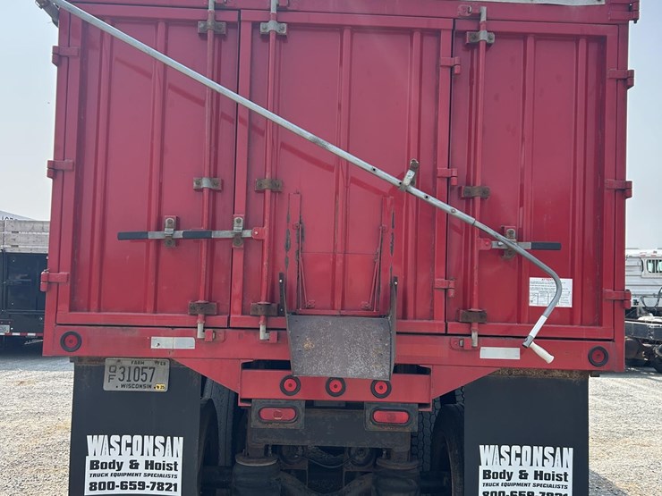 1991-mack-rb688s-image-7