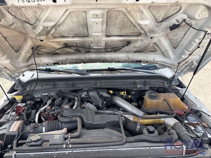 2011-ford-f450-image-17