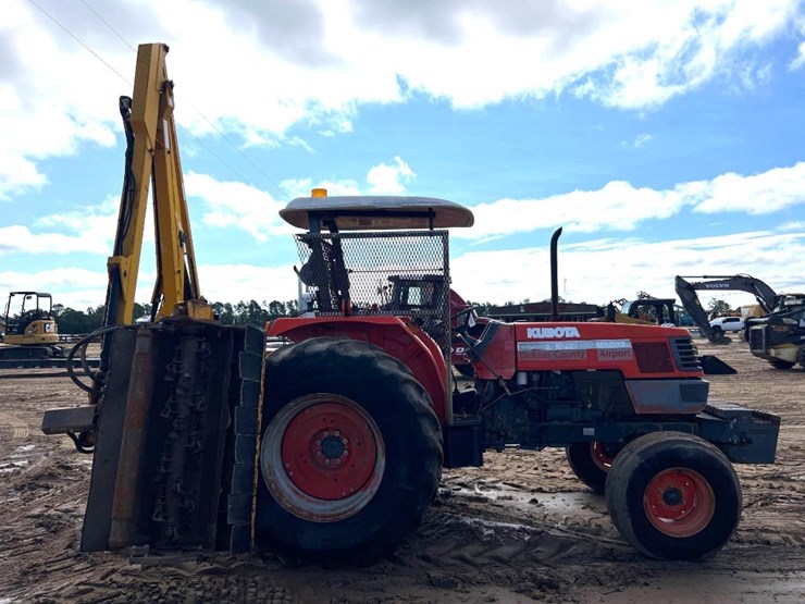 kubota-m9000-image-5