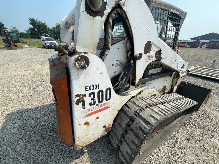 bobcat-t300-image-10