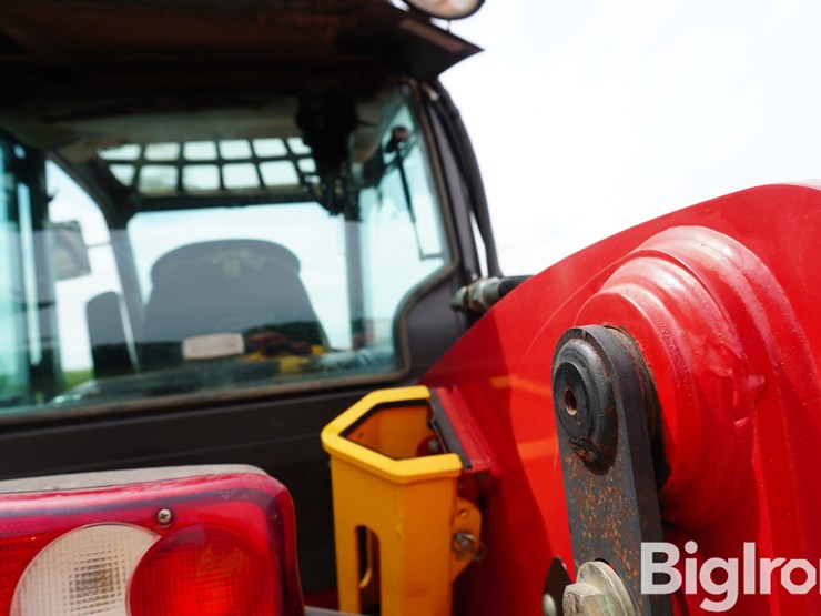 2014-manitou-mlt634-image-17