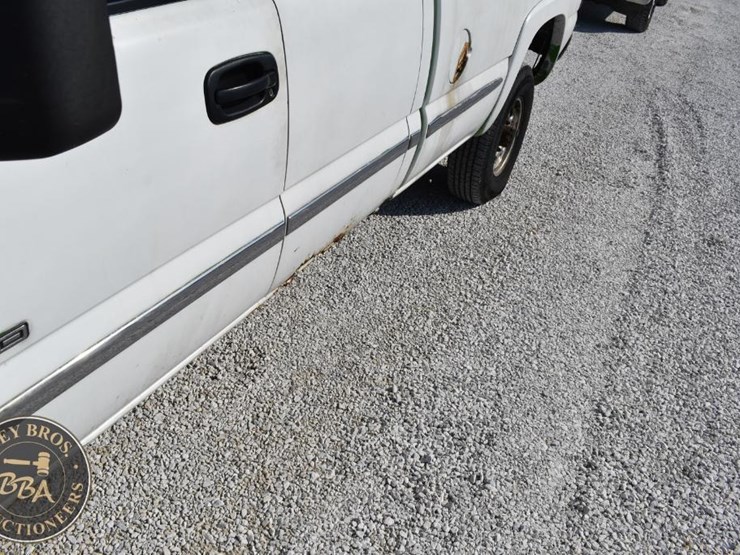 2002-gmc-sierra-2500hd-image-21