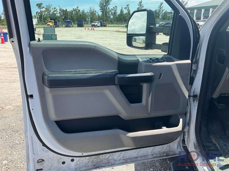 2019-ford-f450-image-5