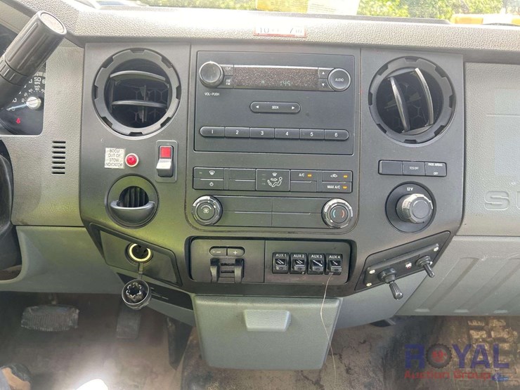 2013-ford-f450-image-11