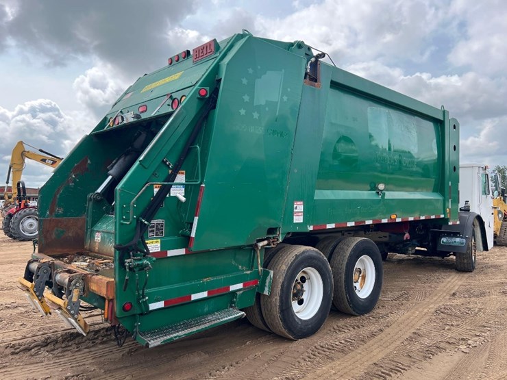2015-mack-leu633-image-4