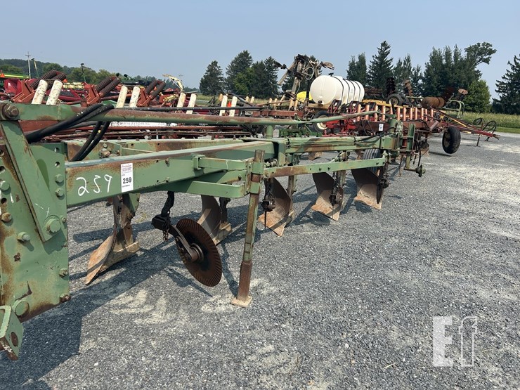 john-deere-5-image-1