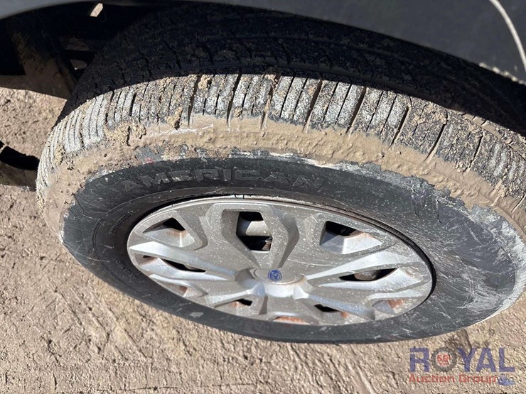 2016-ford-transit-image-30