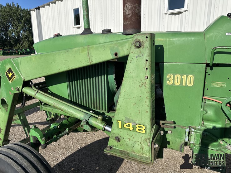 john-deere-3010-image-11