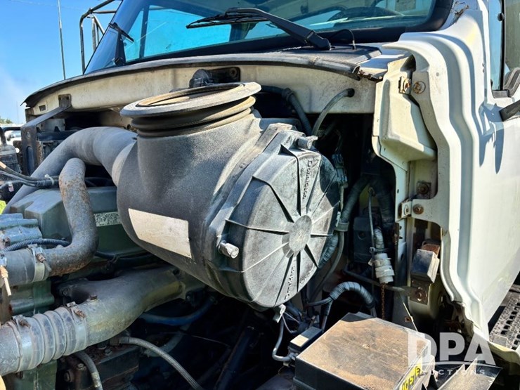 2000-sterling-dry-tender-truck-(gp11245,-unit-123831)-image-66