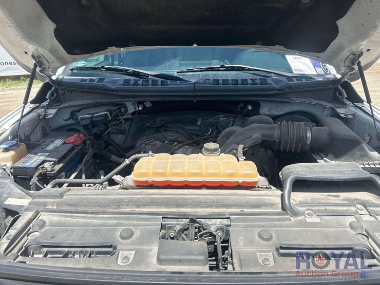 2017-ford-f150-image-12