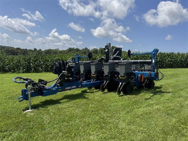 2020-kinze-3505-image-1