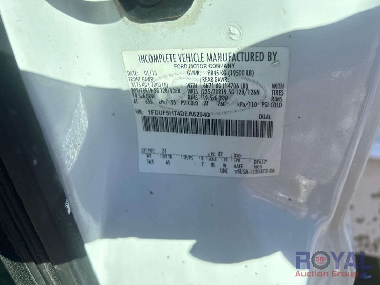 2013-ford-f550-image-9