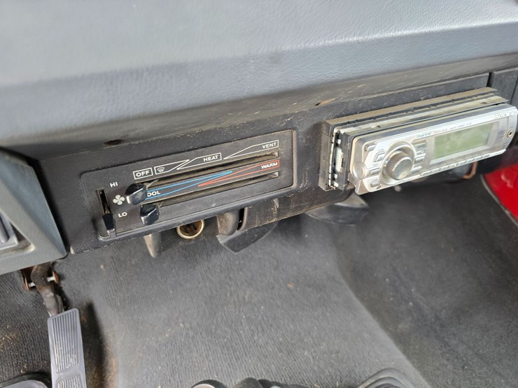 1994-jeep-wrangler-image-61