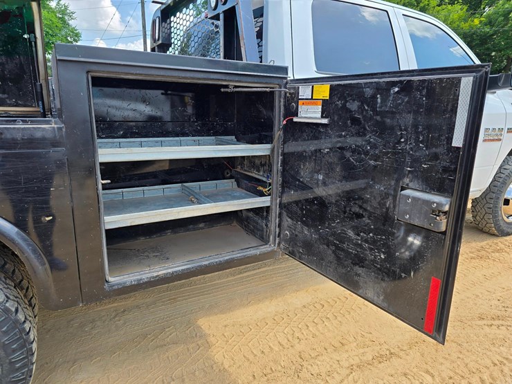 2018-utility-flatbed-image-14