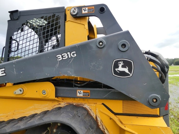 deere-331g-image-7
