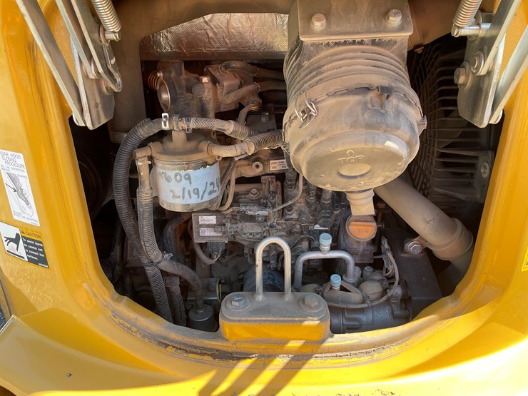 2019-deere-35g-image-15