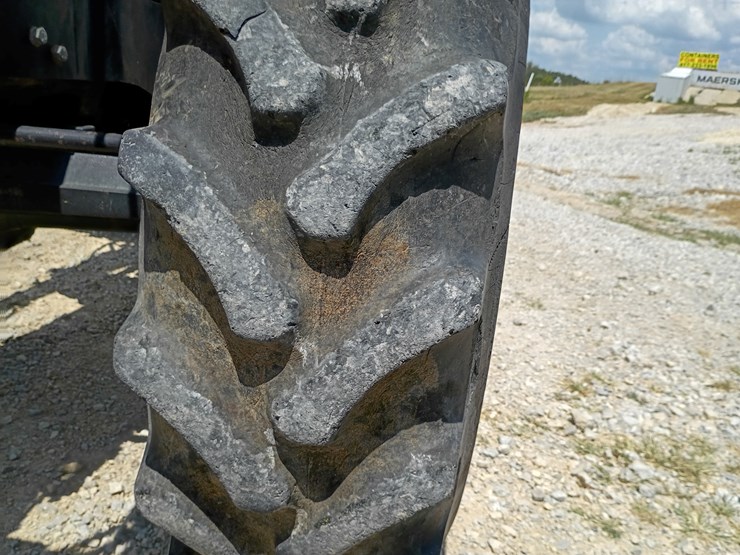 agco-allis-6690-image-38
