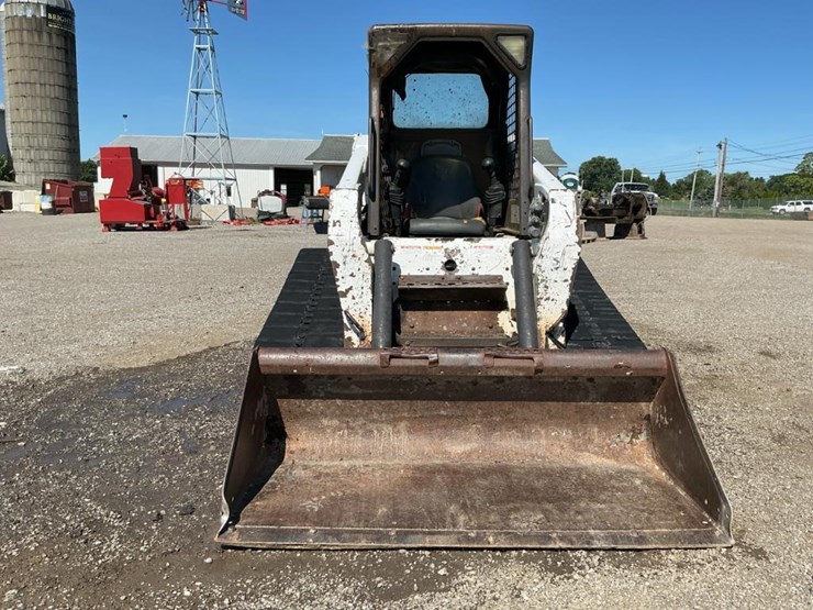 bobcat-t250-image-4