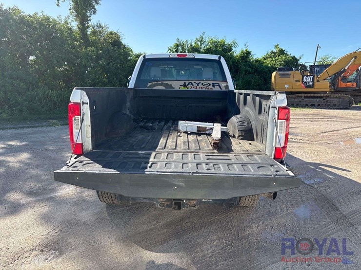 2019-ford-f250-image-18