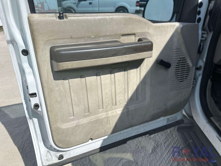2008-ford-f250-image-14