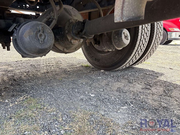 2005-international-durastar-4300-image-30