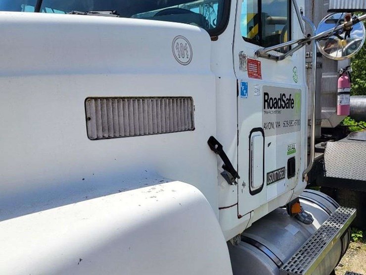 1994-mack-ch613-image-1
