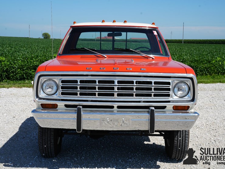 1973-dodge-d200-4x4-pickup-image-2