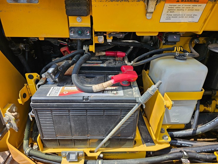 2018-komatsu-d37px-23-image-71