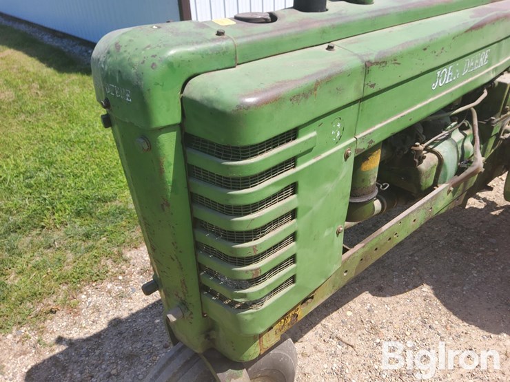 1944-john-deere-b-image-12