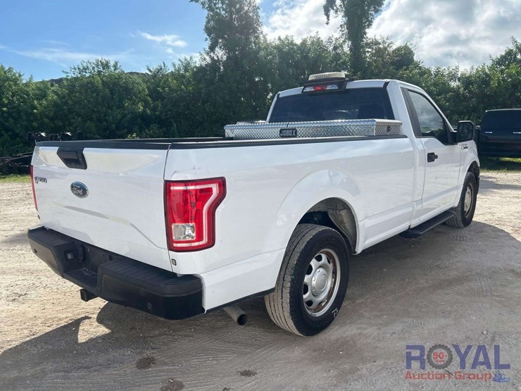 2017-ford-f150-image-3