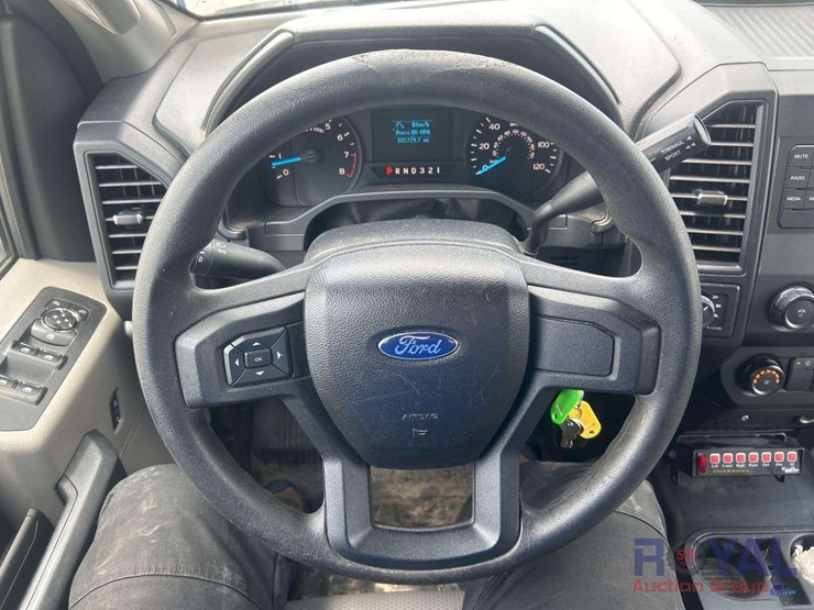 2016-ford-f150-image-10