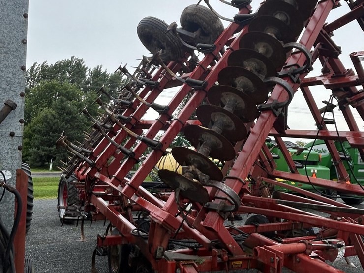 case-ih-4200-image-9
