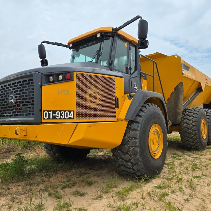 2018 DEERE 460E