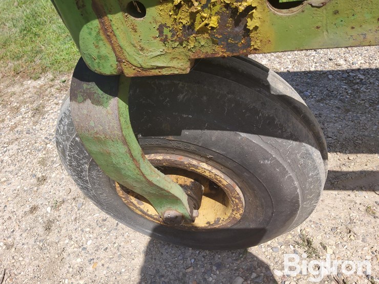 1944-john-deere-b-image-10