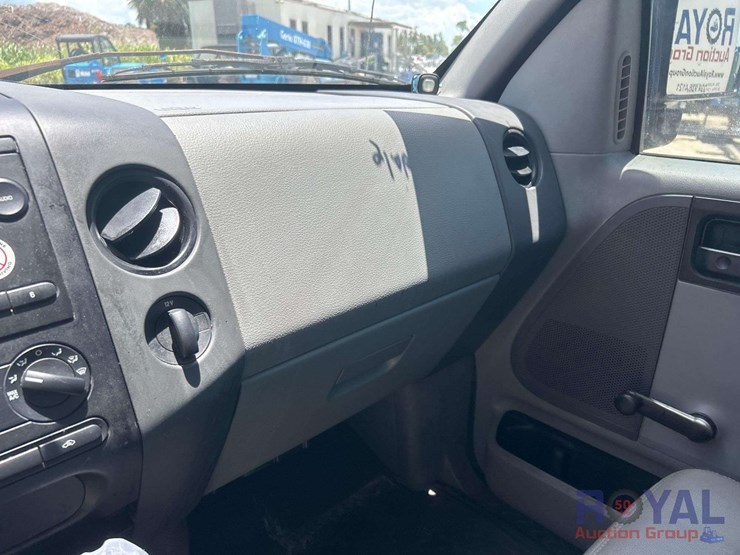 2005-ford-f150-image-18
