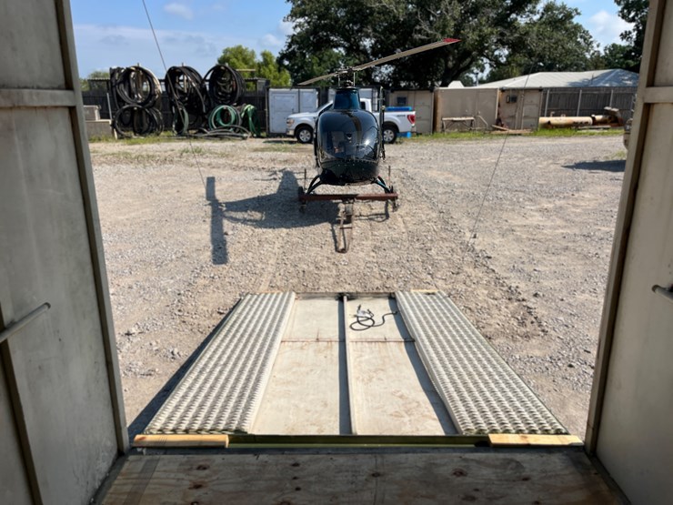 rotorway-exec-162f-helicopter-with-custom-enclosed-trailer-image-37