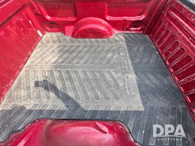 2012-ford-f150-xlt-image-30