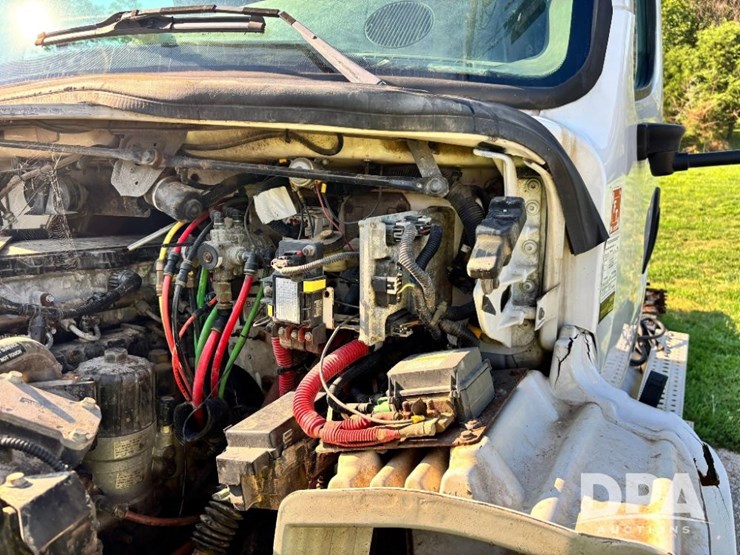 2011-freightliner-truck-(gp11247,-unit-115385)-image-48