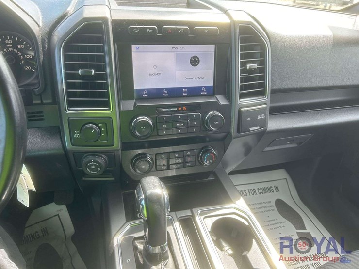 2020-ford-f150-image-15