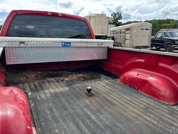 2004-dodge-ram-3500-image-7