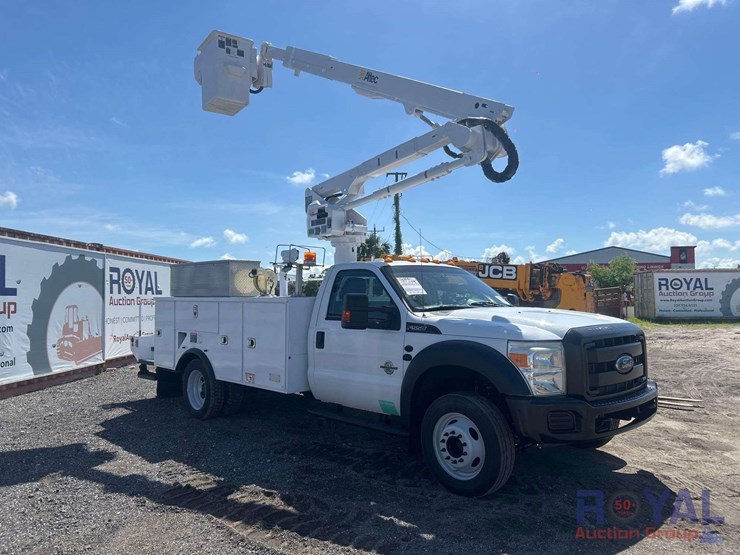 2013-ford-f550-image-3