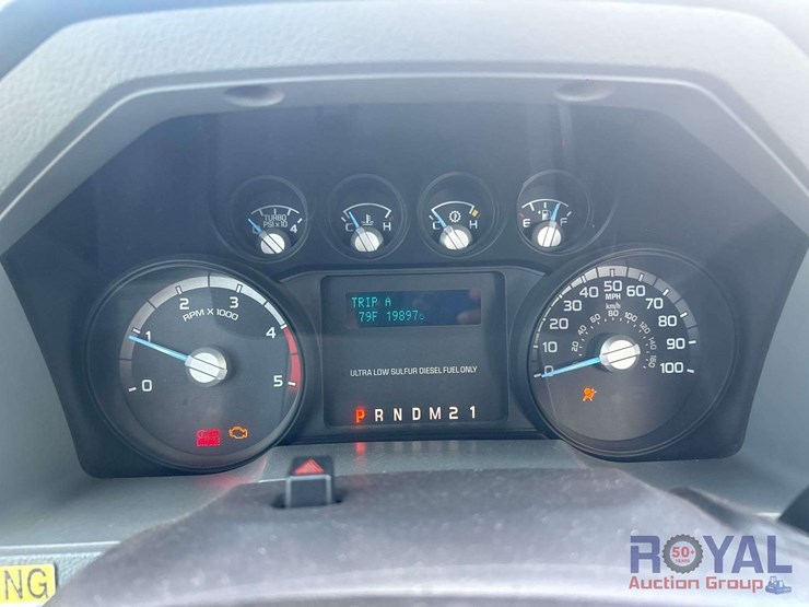 2014-ford-f550-image-9