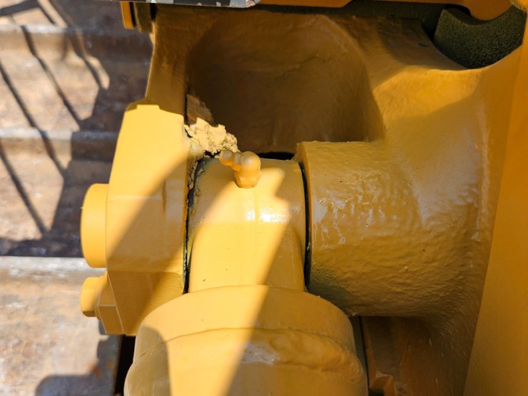 2018-komatsu-d37px-23-image-60