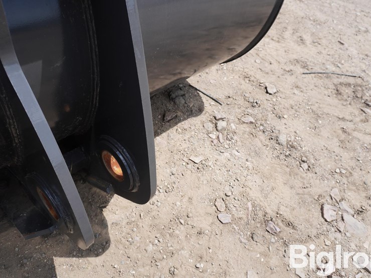 case-84242192-bucket-image-15