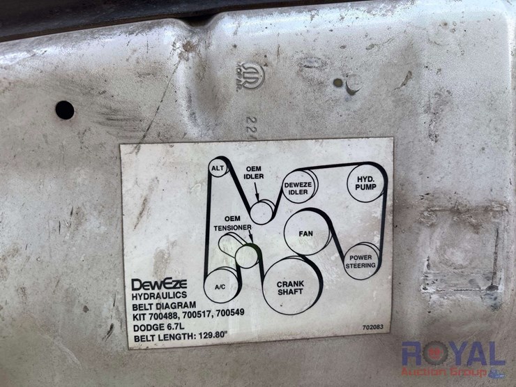 2013-ram-4500-versalift-bucket-truck-image-10